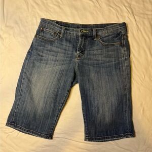 Lucky Brand Size 7/8 Bermuda Shorts